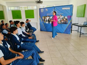 “Plática de Emprendimiento en CECyTE Jerecuaro”